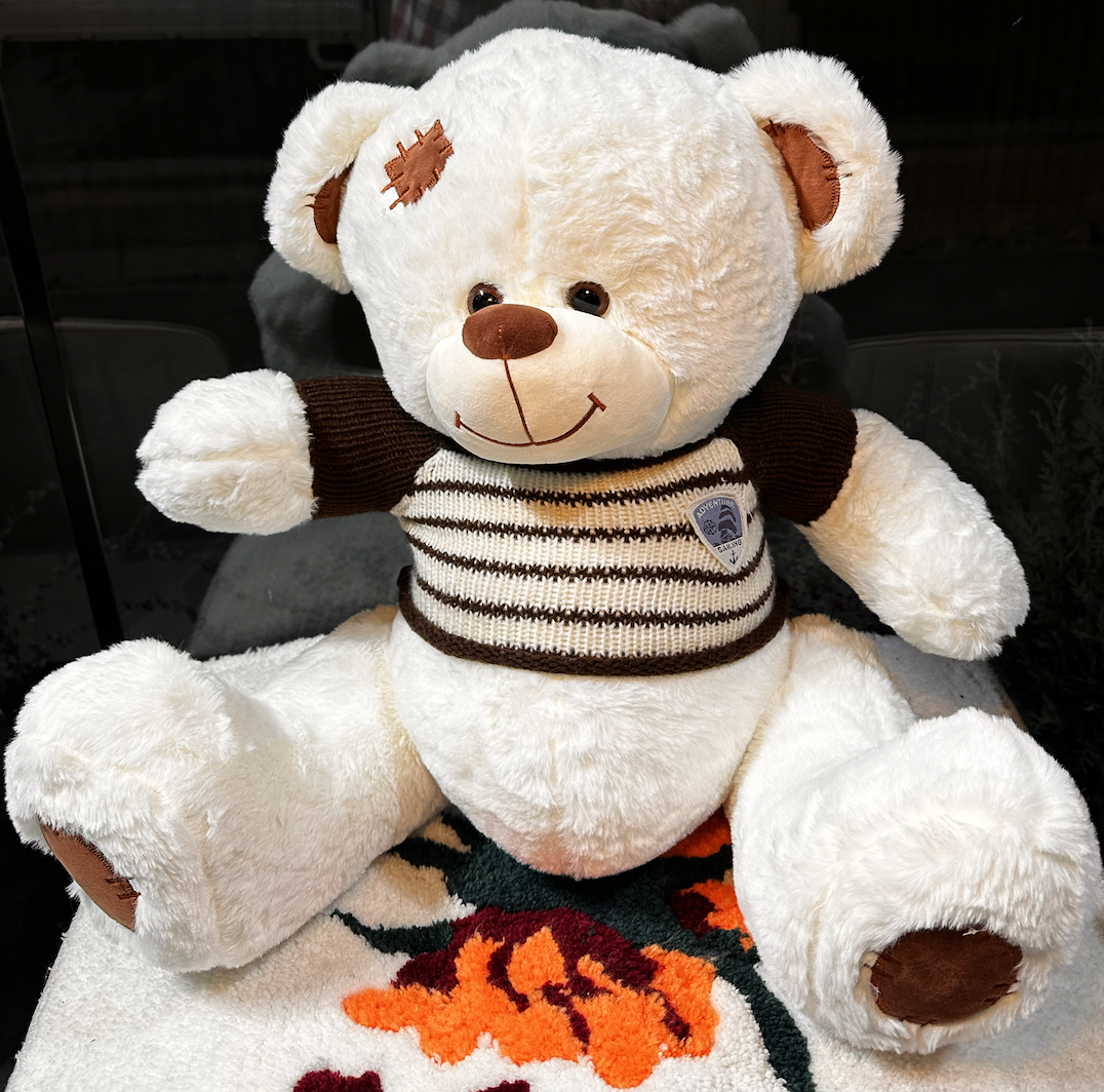 Мишка в свитере